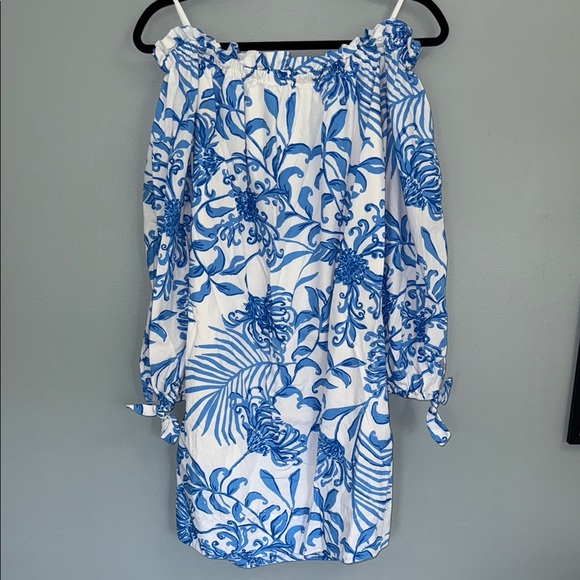 Lilly Pulitzer Off the Shoulder Blue and White Puff Sleeve Dress Size Small - Picture 3 of 4